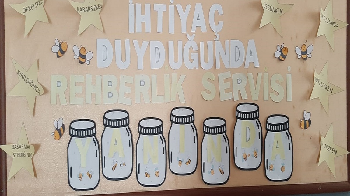 OKULUMUZ REHBERLİK SERVİSİ ÖĞRENCİLERİMİZİN HİZMETİNDEDİR